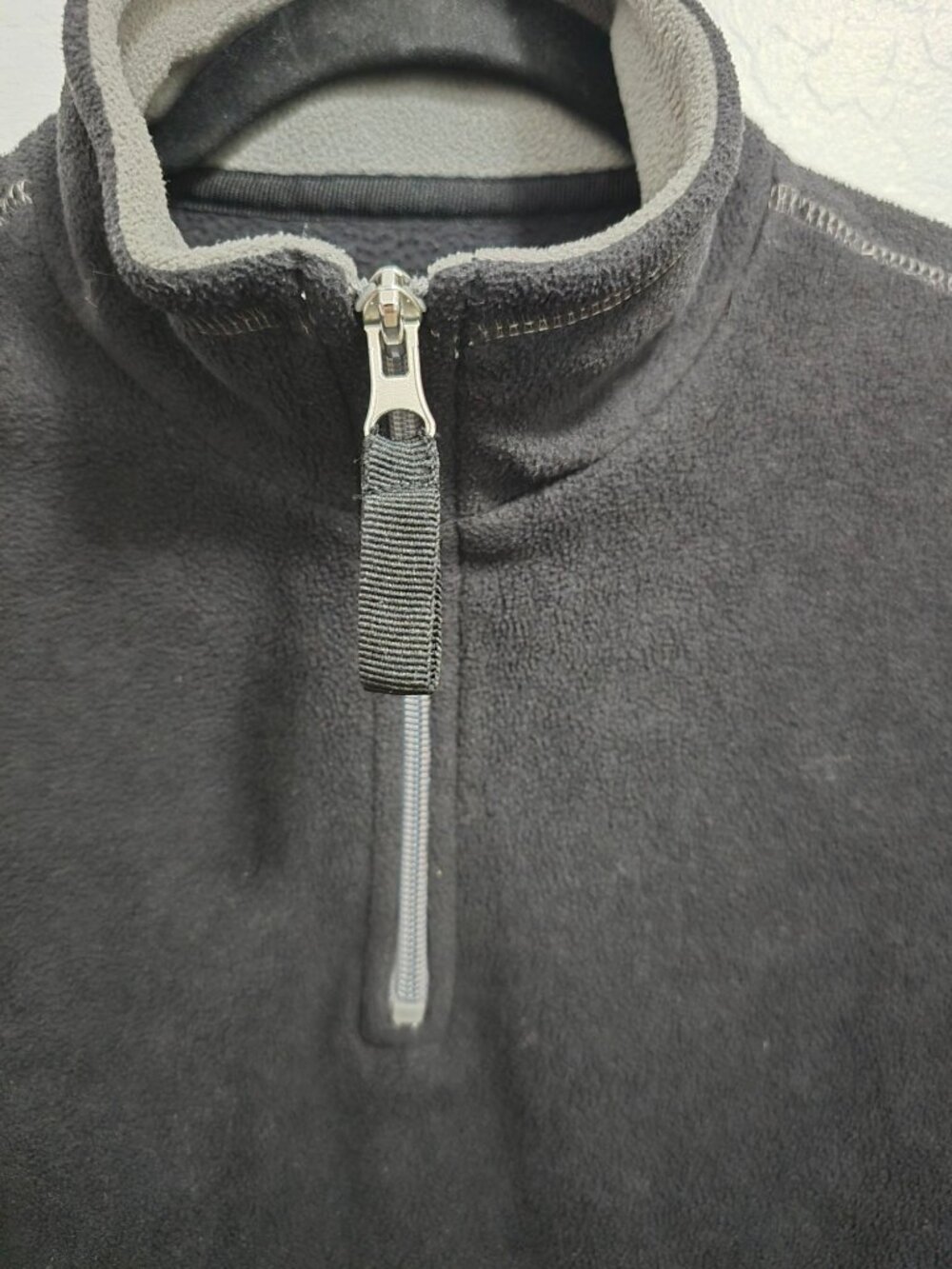 Men's Club Room Black 1/4 Zip Fleece Pullover Jacket Small Soft Polyester - Picture 4 of 7